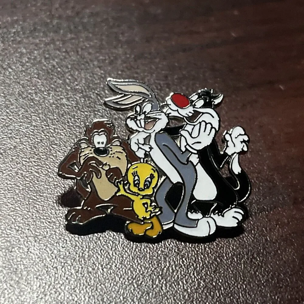 Looney Tunes‎ Gang Bugs Bunny Sylvester Taz Tweety Bird Lapel Hat Pin